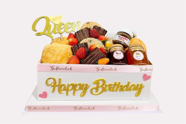 Medium Breakfast Box| Giftonclick